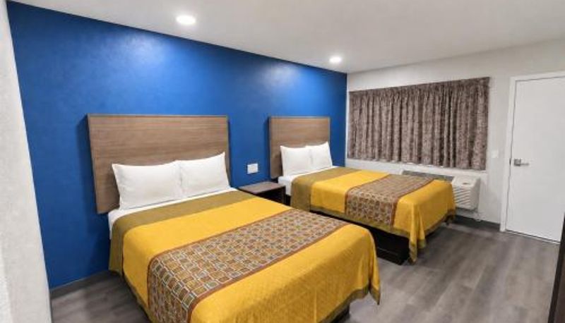Pokój - Richmond Inn & Suites Near Dayton I-70