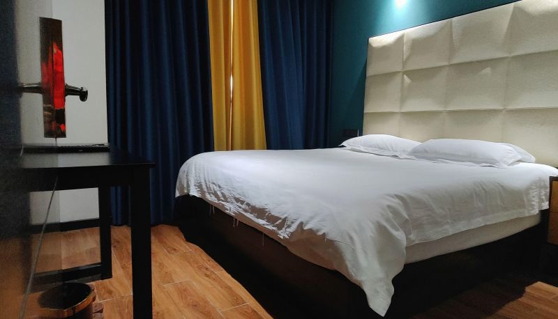 Zimmer - Menger Barton Fashion Hotel
