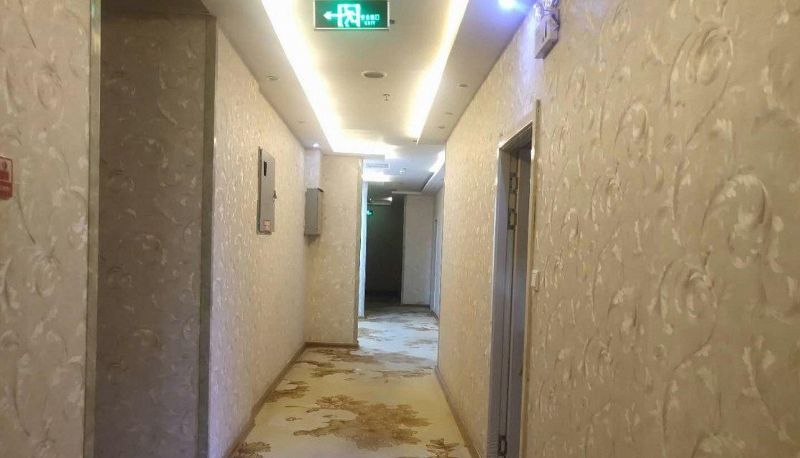 Area esterna dell'hotel - Xinlong Business Hotel
