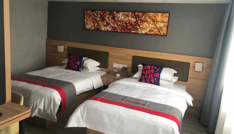 Kamer - Junyi Chain Hotel (Linquan Port Road Branch)