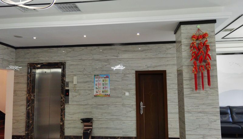 Zewnętrzna część hotelu - Lixin Fengshang Hotel