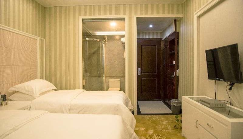 Zimmer - Red Classic Hotel