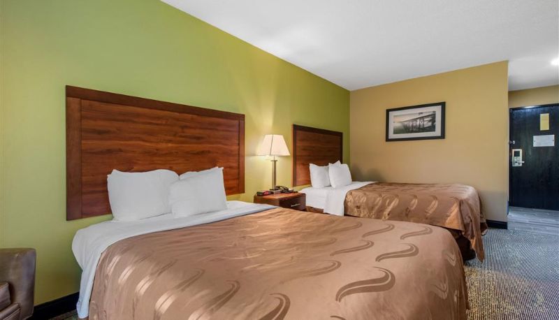 Camera - Quality Inn Morgantown