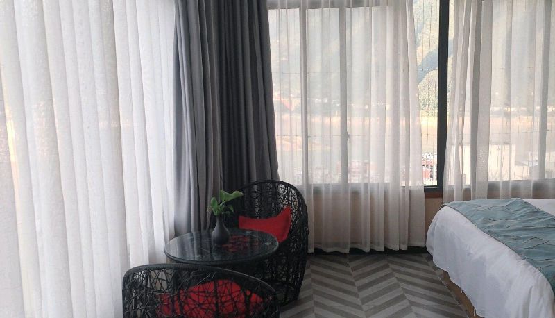 Zimmer mit Flussblick - Lake 520 Boutique Hotel
