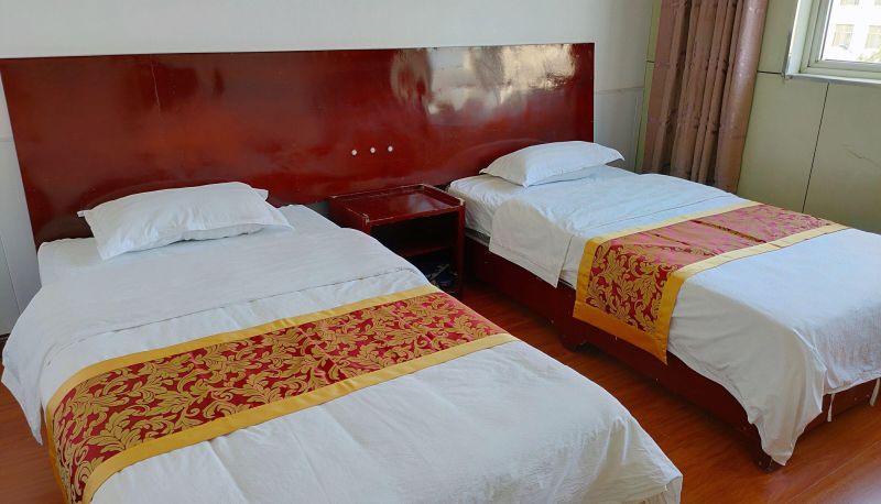 Camera business - Juqi Business Hotel (Railway Station Store)