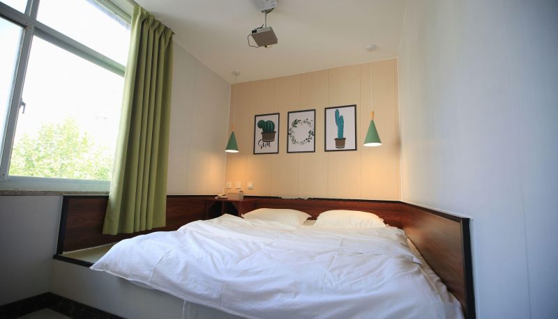 Business-kamer - Home Inn - Beijing Pinggu Century Plaza Huayi Hotel