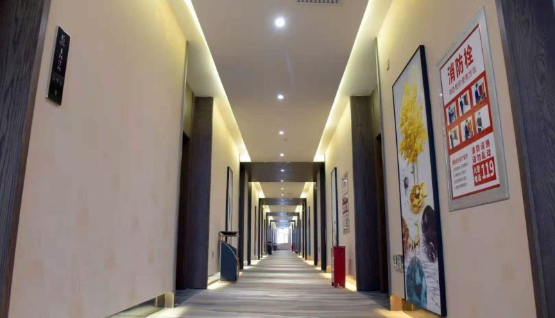 Area esterna dell'hotel - Yuanbo International Hotel