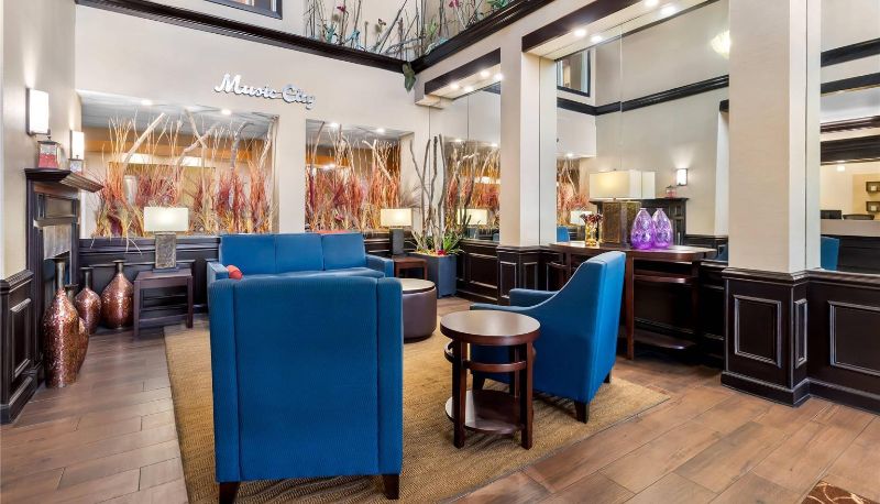 Hal - Comfort Suites Goodlettsville Rivergate