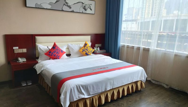 Camera business - Junyi Chain Hotel (Duyun Bus Terminal Store)