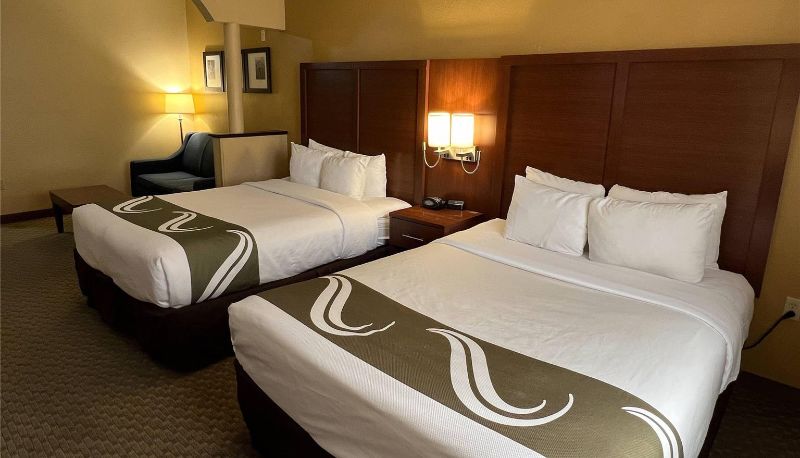 Suite - Quality Suites Midland North Loop 250