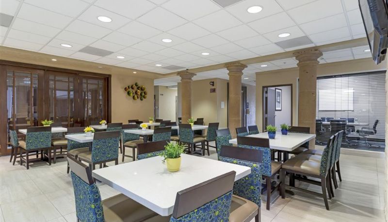Restaurant - Comfort Suites Kingwood Houston North
