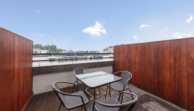 Area esterna dell'hotel - Flower Season Hotel