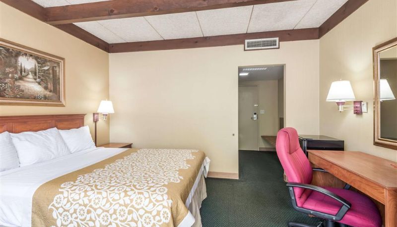 Kamer - Days Inn by Wyndham Niles