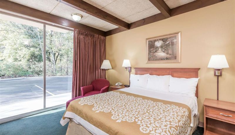 Kamer - Days Inn by Wyndham Niles