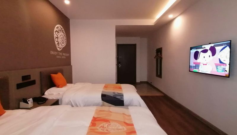 Camera business - Shell Hotel (Daliuhang Town International Airport Airport Road Branch)