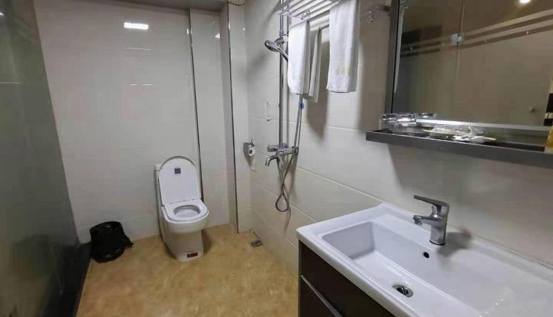 Camera - Longxing Business Hotel