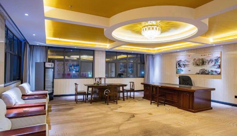 Zimmer - Bali International Hotel (Huanggang Branch)
