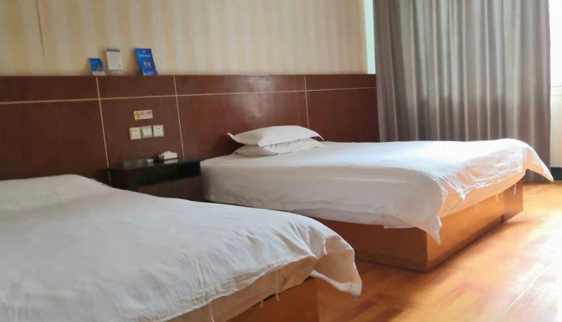 Zimmer - Century Star Hotel