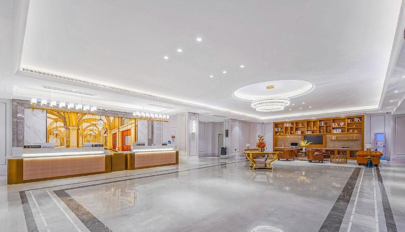 Zewnętrzna część hotelu - Vienna International Hotel   Wuhu Yinhu Xingyue Plaza Store