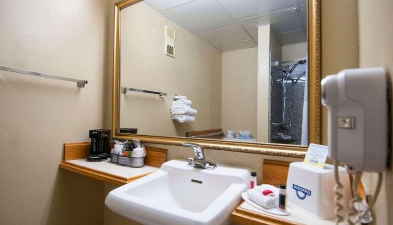 Camera - Days Inn by Wyndham Pauls Valley
