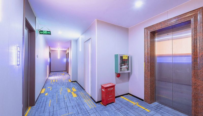 Hotel Außenbreich - Proficient Hotel (Grand Turntable Store)