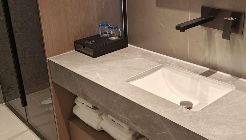 Camera business - Mingma Hotel