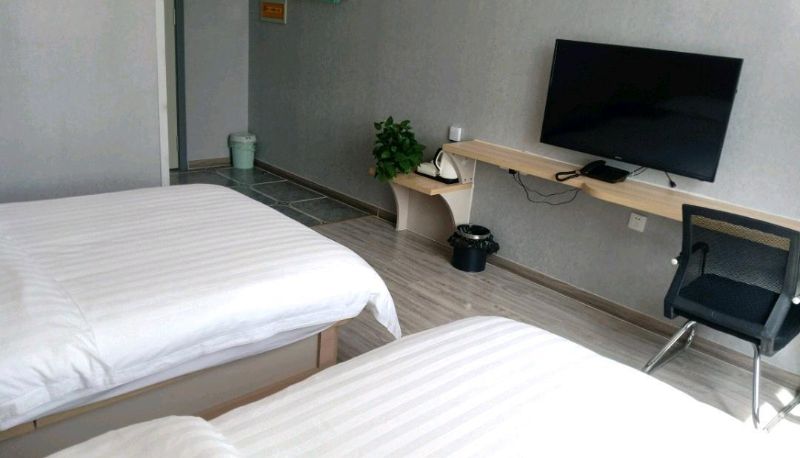 Camera - Bole Le Yiju Business Hotel