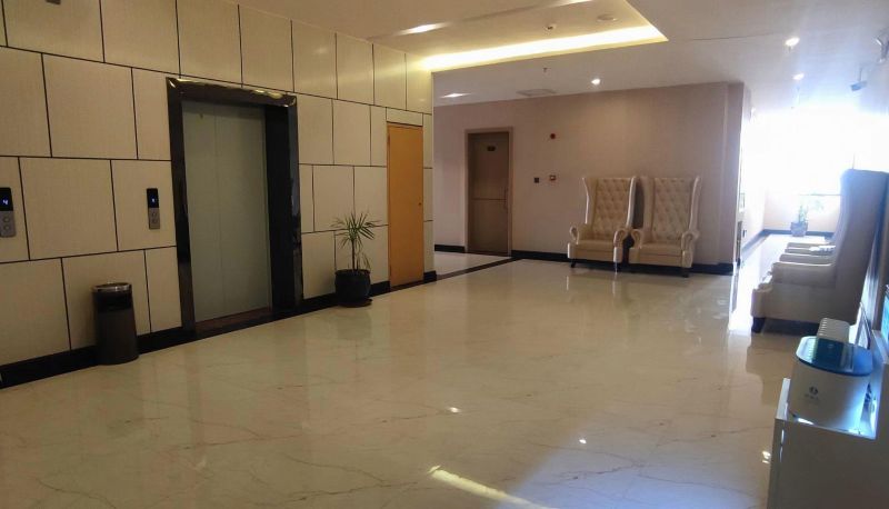 Zewnętrzna część hotelu - Kam Leng Hotel