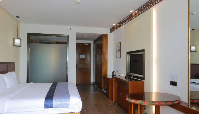 Camera business - Aifei Hotel (Ledong Green South Bus Station Store)