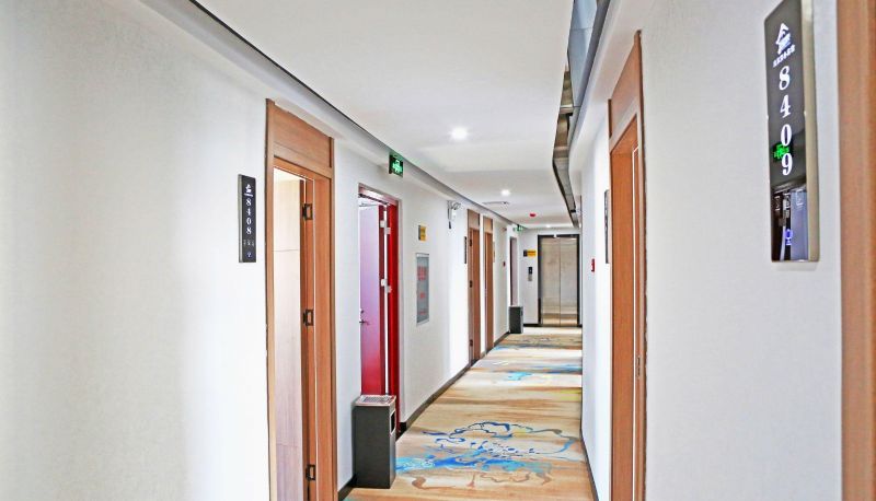 Hotel Außenbreich - Yijia Business Hotel