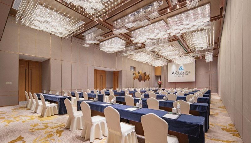 Area esterna dell'hotel - Shandong Shanyin Gran Yuntian Hotel