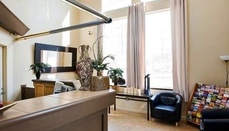 Hall - BridgePoint Inn
