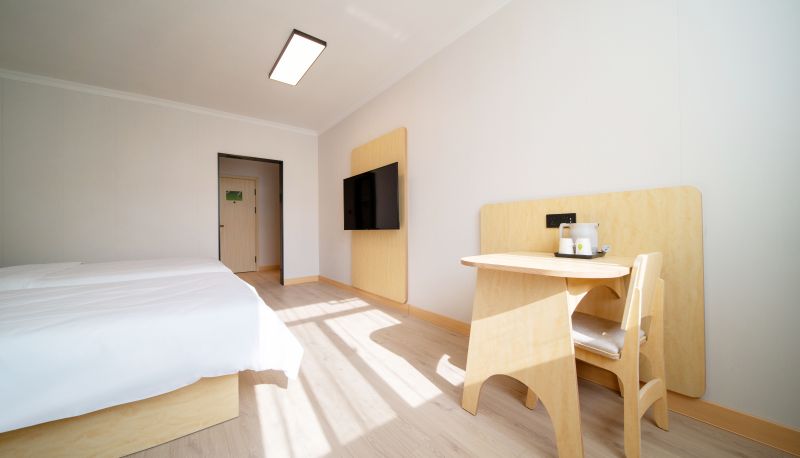 Info - Haiyou Shanghai Xujiahui Dong'an Road Subway Station Hotel
