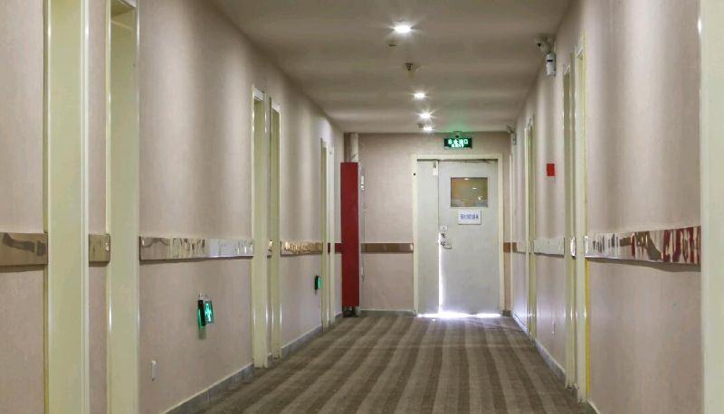 Area esterna dell'hotel - Home Inn (Xi'an Dayan Pagoda Datang Night City Store)