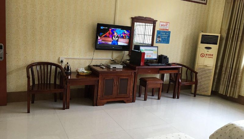 Area esterna dell'hotel - Huihui Hotel