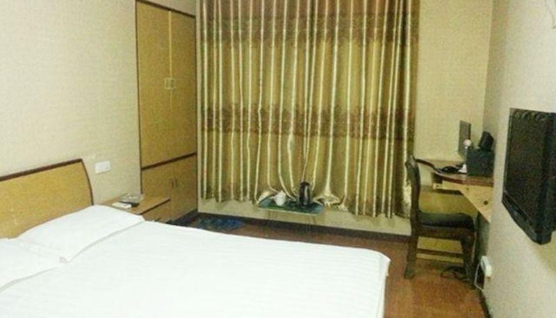 Camera business - Red Star Hotel (Wuxing Street Branch)