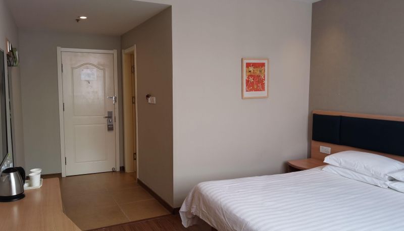 Camera business - Home Inn (Heze Yuncheng Jinhe Road Branch)