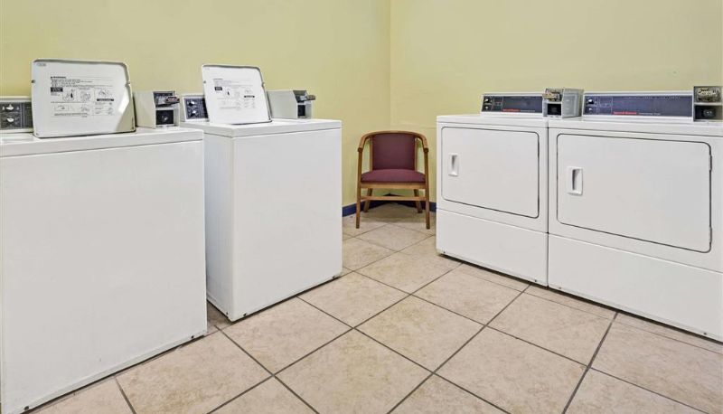 Interieur - Days Inn by Wyndham Norfolk Military Circle