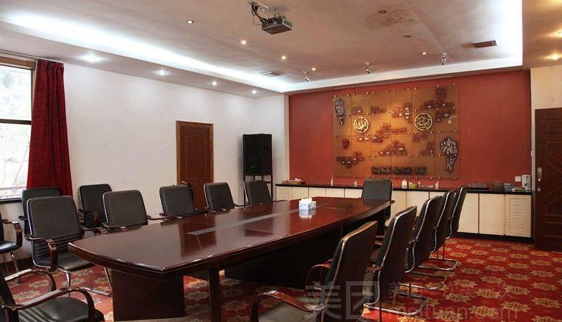 Area esterna dell'hotel - Yaoliya Jade Hotel