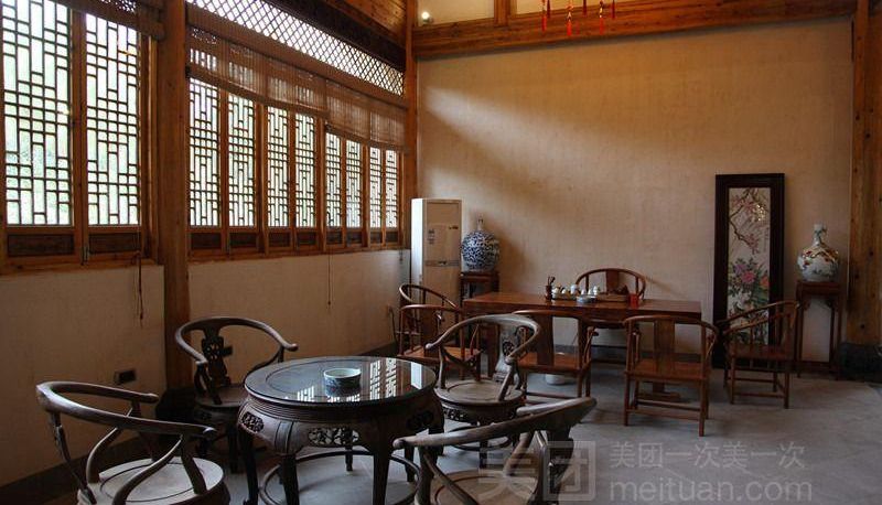 Area esterna dell'hotel - Yaoliya Jade Hotel