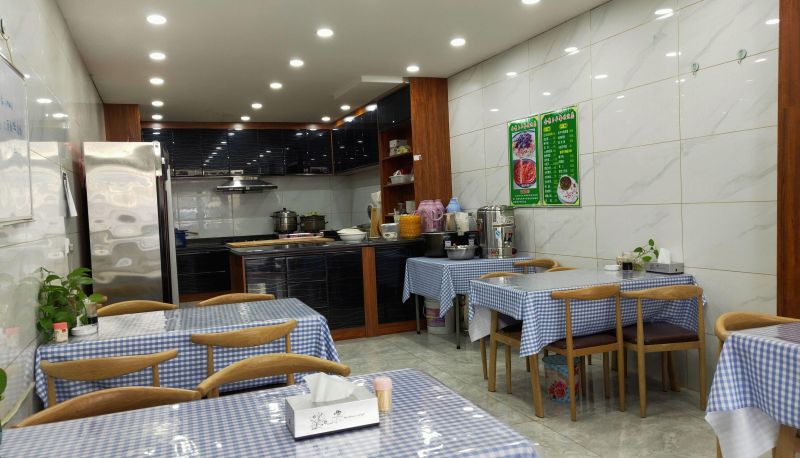 Area esterna dell'hotel - Kailong Industrial and Commercial Hotel
