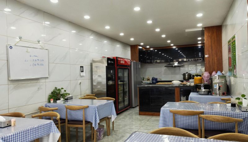 Area esterna dell'hotel - Kailong Industrial and Commercial Hotel