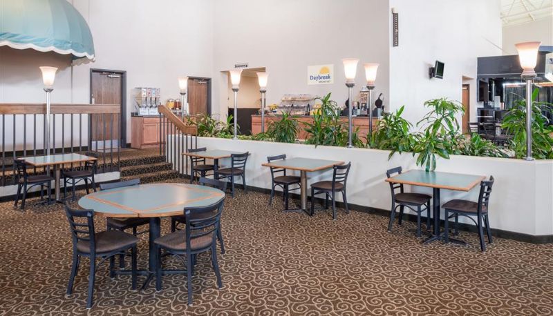 Innenbreich - Days Inn by Wyndham Kirksville