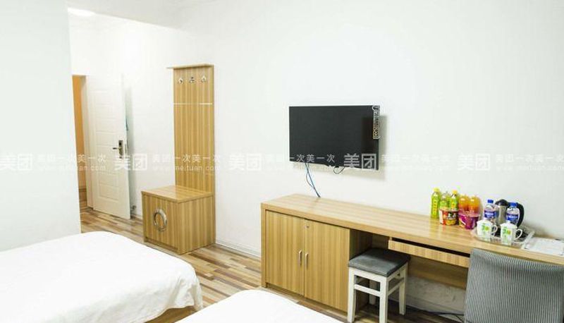 Camera - Gaoping Transportation Hotel