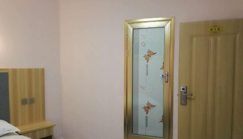 Camera - Rongxin Business Hotel (Railway College Store)