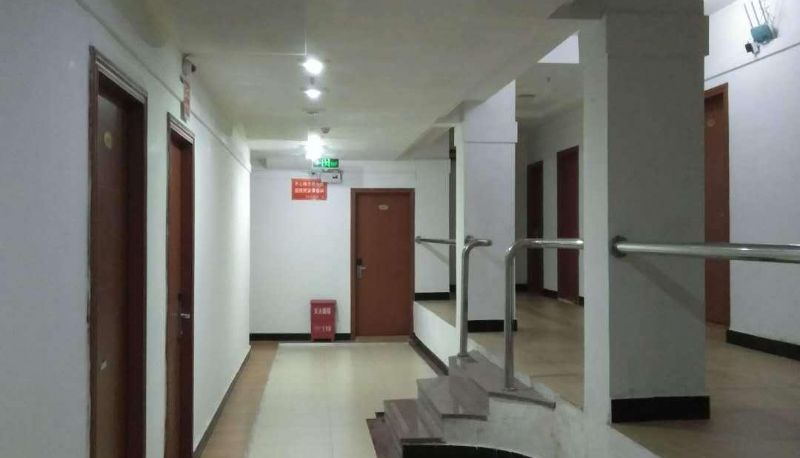 Zewnętrzna część hotelu - Jin Qilin Guest Room