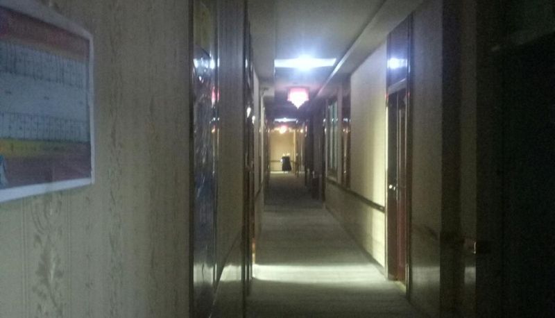 Area esterna dell'hotel - Huayu Business Hotel