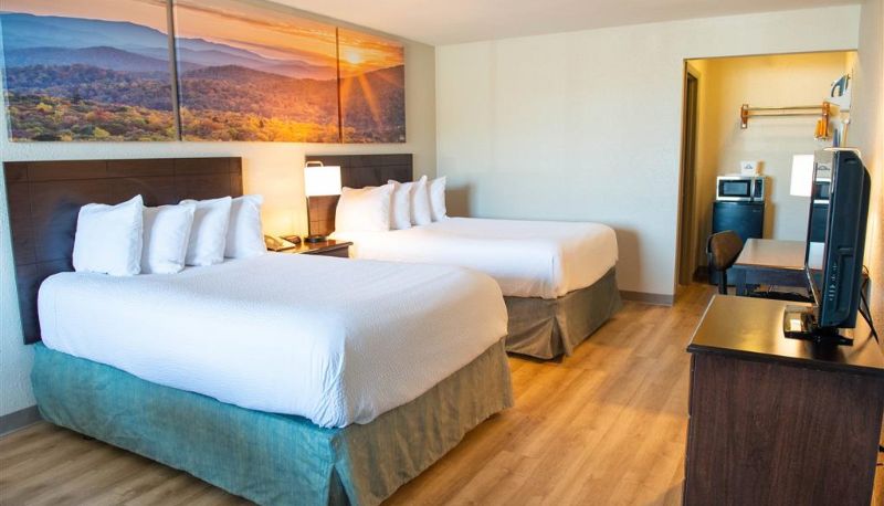 Camera - Days Inn by Wyndham Waynesboro