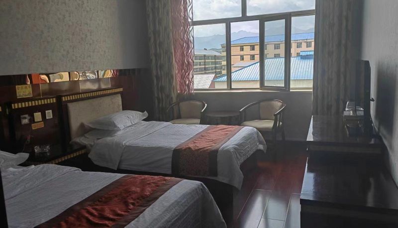 Camera - Longsheng Business Hotel