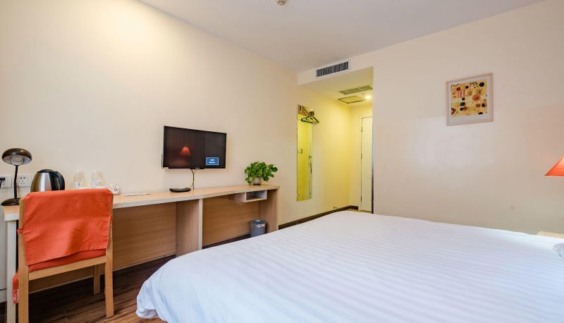 Camera business - Home Inn (Yongcheng Ouya Road Jinbo Plaza Store)